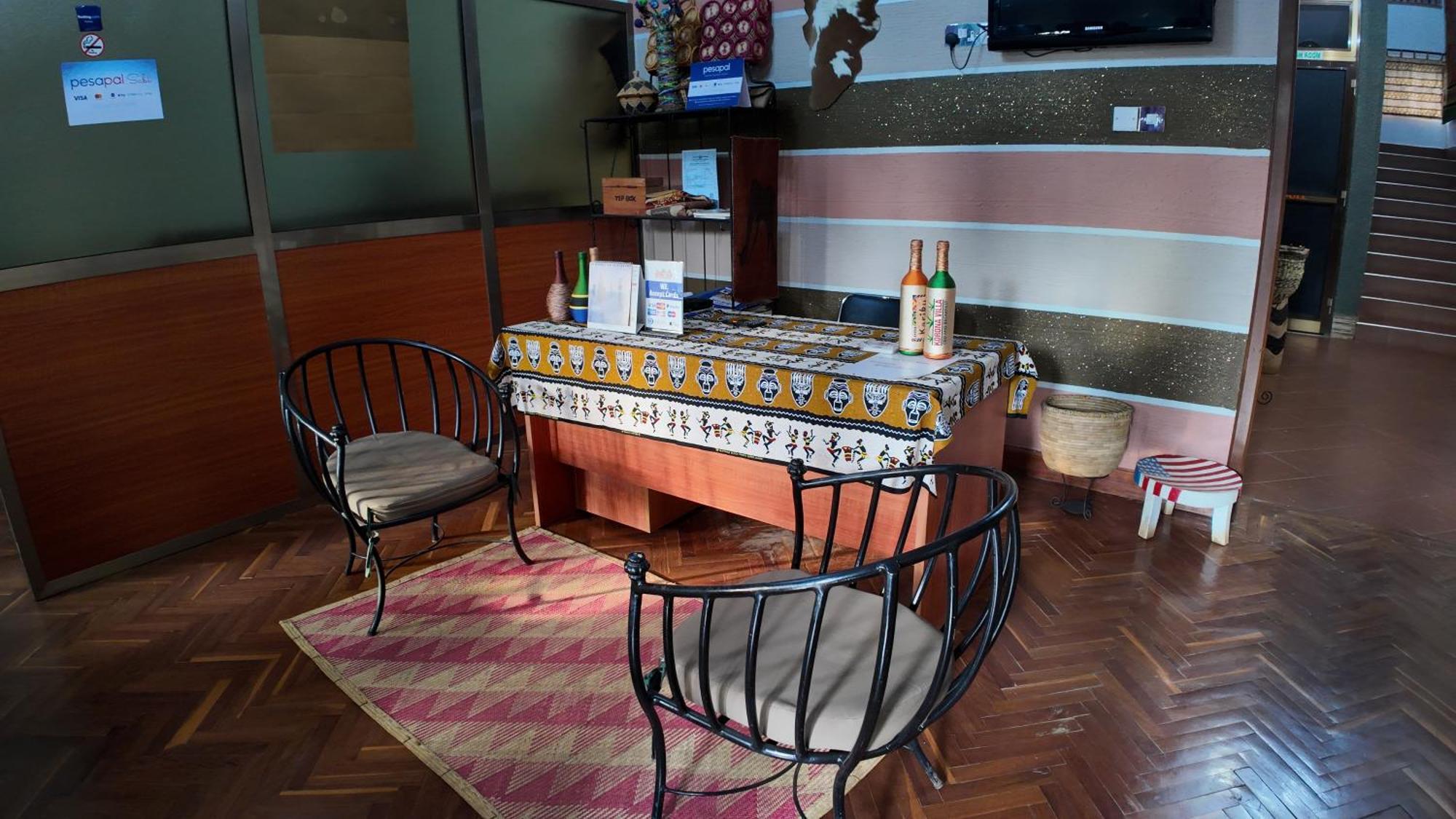 โคโรนา วิลลา เบด แอนด์ เบรคฟาสต์ Bed & Breakfast อารูชา ภายนอก รูปภาพ