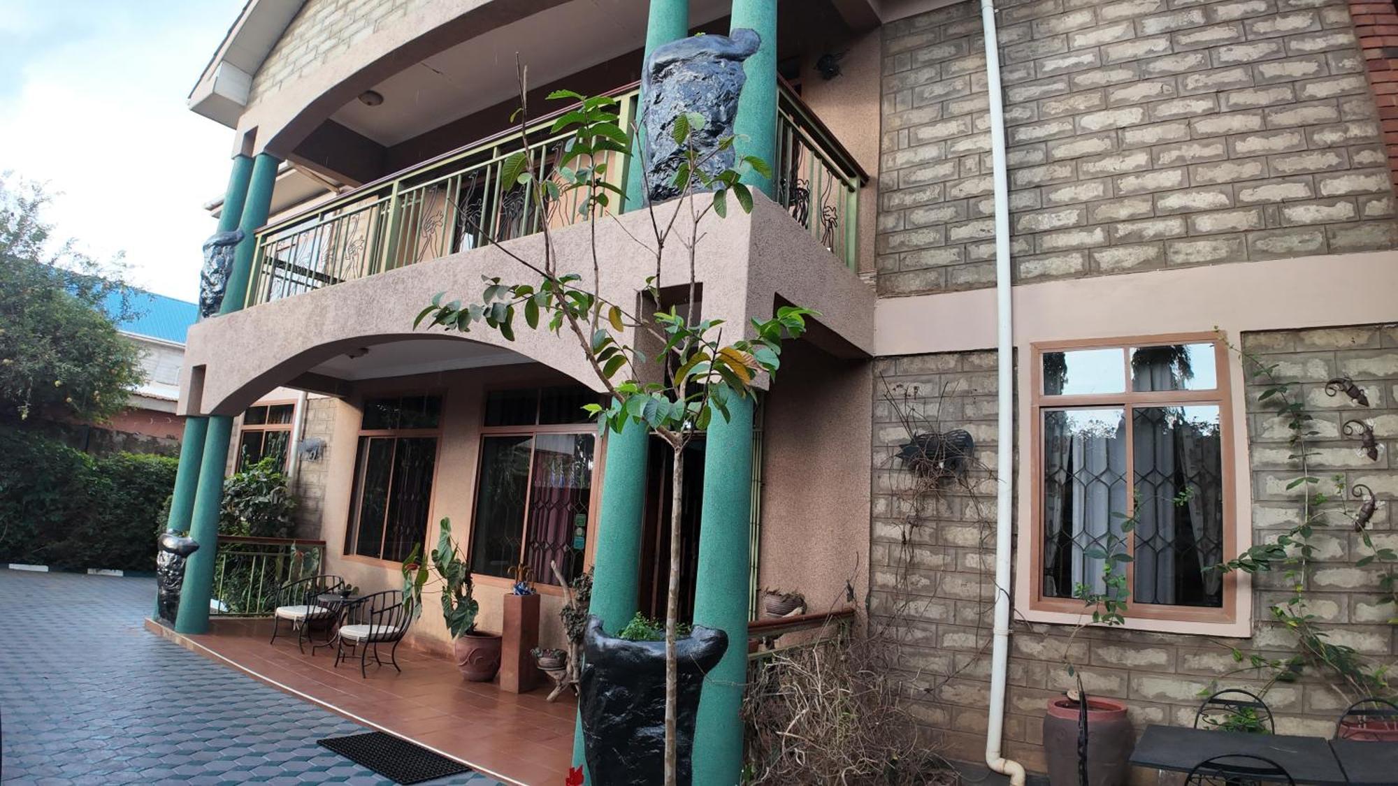 โคโรนา วิลลา เบด แอนด์ เบรคฟาสต์ Bed & Breakfast อารูชา ภายนอก รูปภาพ