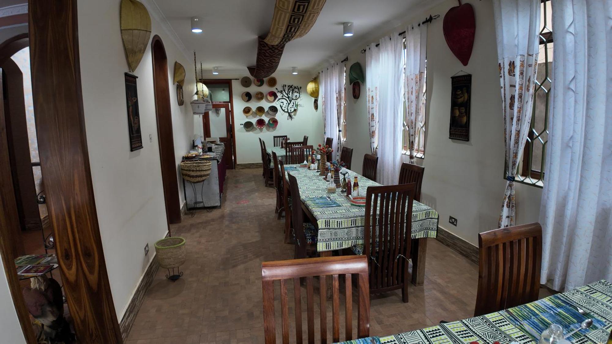 โคโรนา วิลลา เบด แอนด์ เบรคฟาสต์ Bed & Breakfast อารูชา ภายนอก รูปภาพ
