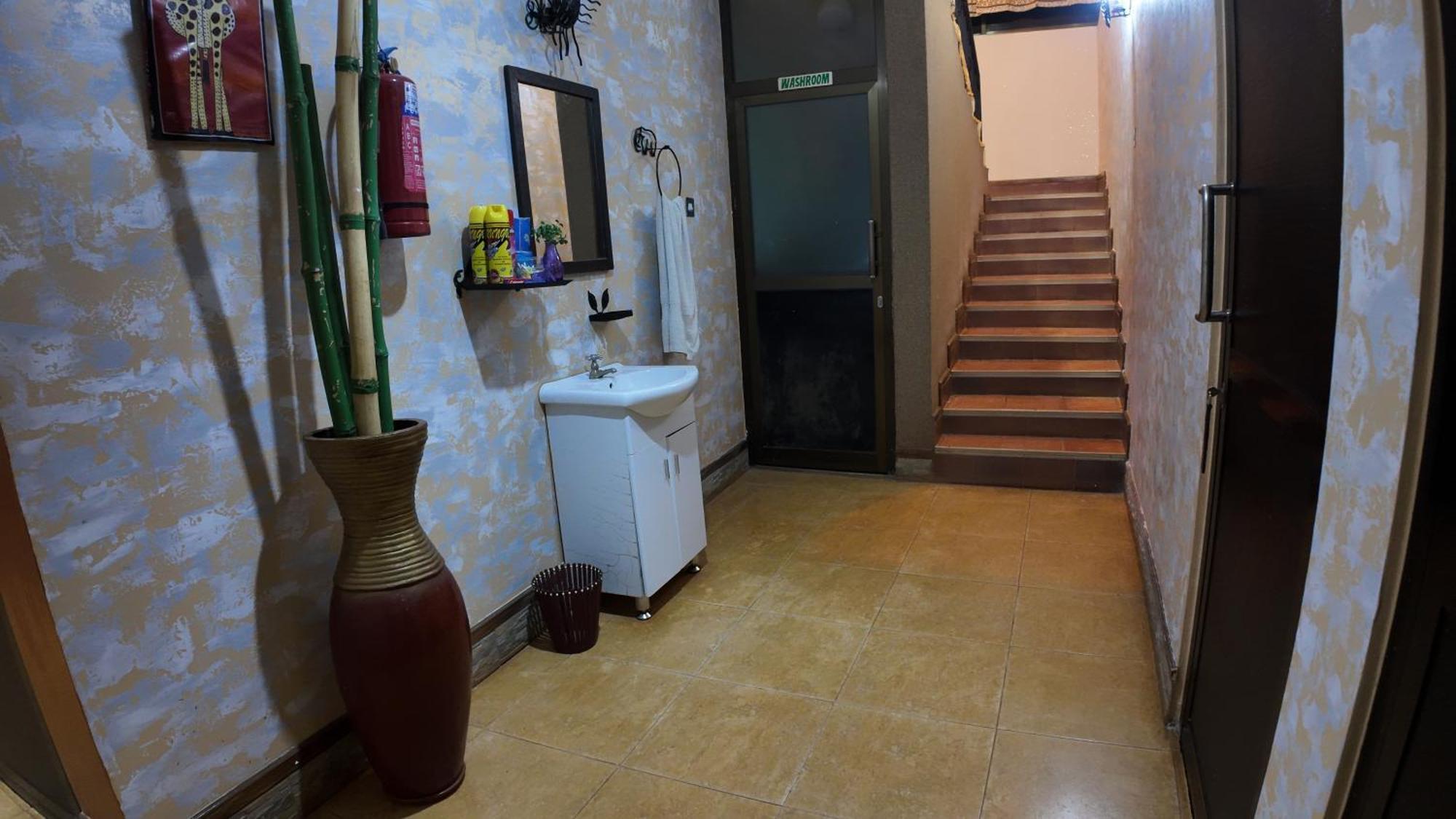 โคโรนา วิลลา เบด แอนด์ เบรคฟาสต์ Bed & Breakfast อารูชา ภายนอก รูปภาพ